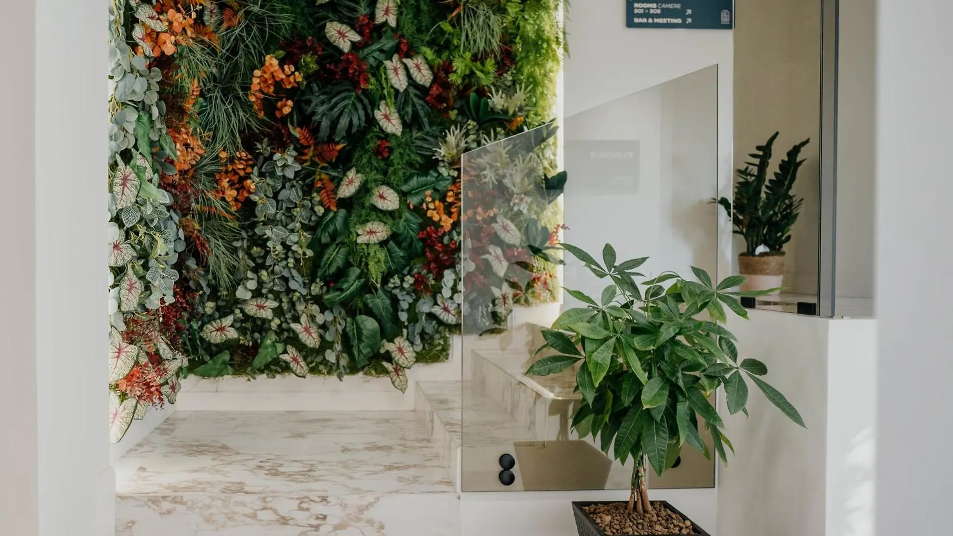 Poetica Boutique Sky Hotel Napels 4*,