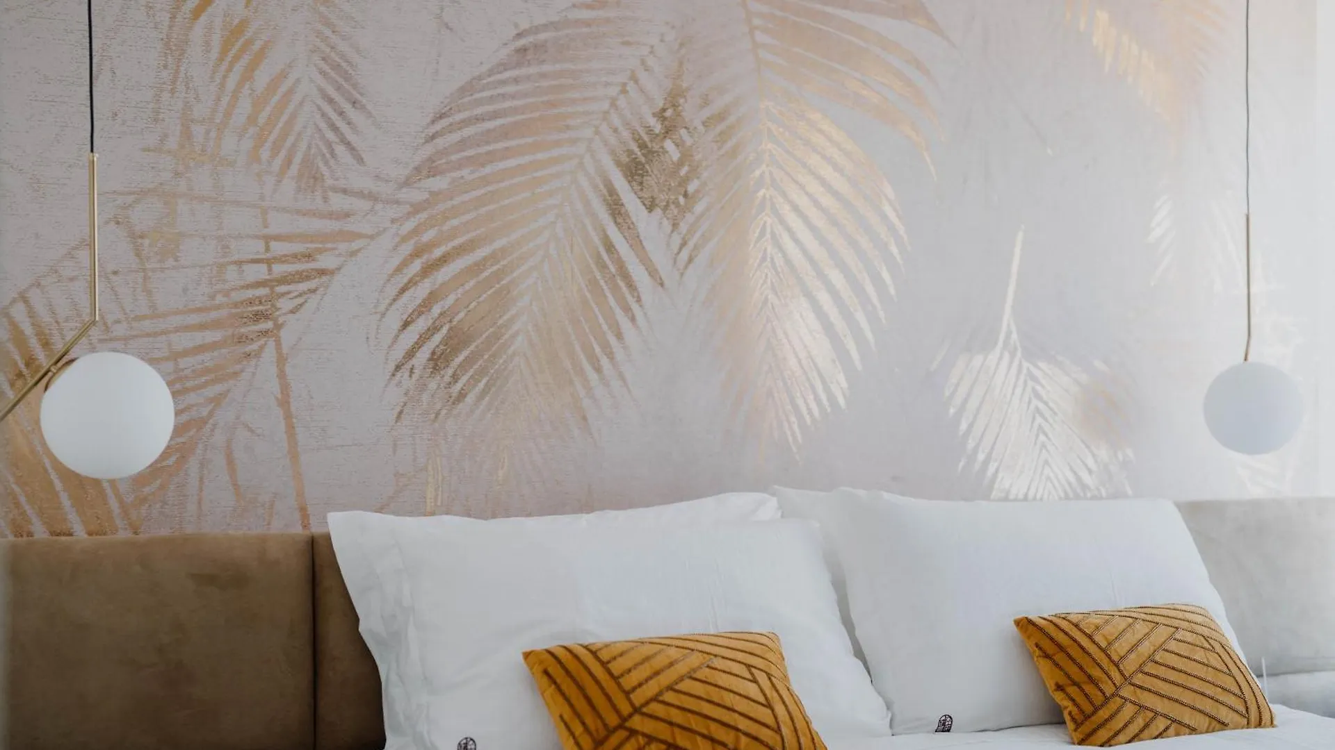 Poetica Boutique Sky Hotel Naples 4*,  Italy
